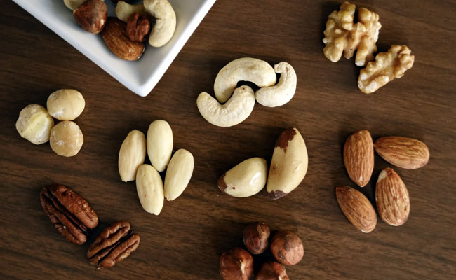 Healthy Fat Sources: ये हैं 7 हेल्दी फैट वाले फूड्स जो बिना मोटापा बढ़ाए आपको गजब के फायदे देते हैं, डाइट में शामिल करना न भूलें