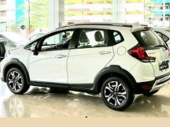 2020 होंडा डब्ल्यूआर-वी फेसलिफ्ट बीएस6 लॉन्च से पहले डीलरशिप पर पहुंची 2020 होंडा डब्ल्यूआर-वी फेसलिफ्ट बीएस6 लॉन्च से पहले डीलरशिप पर पहुंची