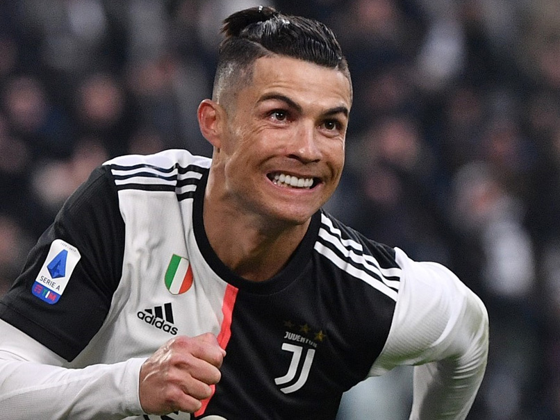 Coronavirus: Cristiano Ronaldo Returns To Turin Ahead Of Potential Serie A Restart