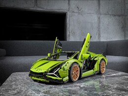 Lego Makes A Lamborghini Sián FKP 37 Scale Model For Sportscar Fans Lego Makes A Lamborghini Sián FKP 37 Scale Model For Sportscar Fans