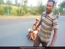 Migrant Worker Wheels Pregnant Wife, Child On Makeshift Cart For 700 km Migrant Worker Wheels Pregnant Wife, Child On Makeshift Cart For 700 km