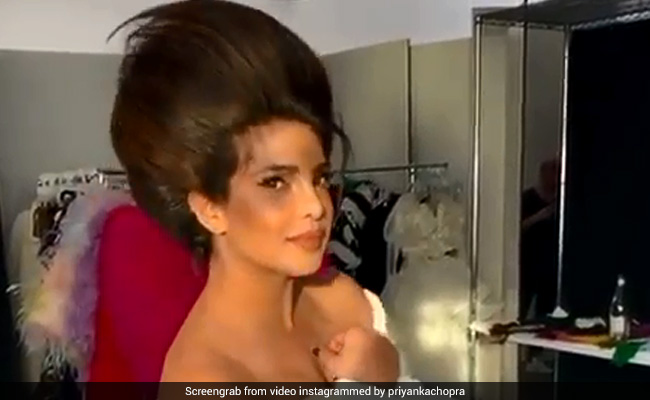 प्रियंका चोपड़ा का लॉकडाउन में डांस Video हुआ वायरल, मेकअप रूम में मस्ती करती आईं नजर