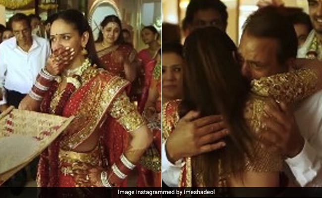 बेटी ईशा देओल को विदा करते समय खूब रोए थे धर्मेंद्र, खूब वायरल हो रहा थ्रोबैक Video