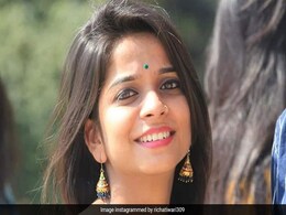 टीवी एक्ट्रेस प्रेक्षा मेहता के पिता ने किया खुलासा, बोले- लॉकडाउन की वजह से परेशान चल रही थी... टीवी एक्ट्रेस प्रेक्षा मेहता के पिता ने किया खुलासा, बोले- लॉकडाउन की वजह से परेशान चल रही थी...