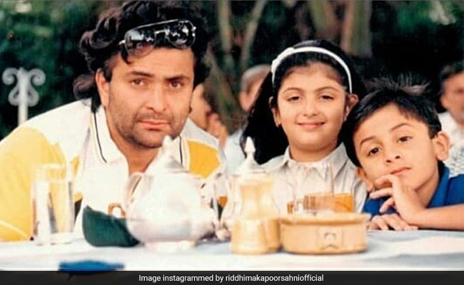 Missing Rishi Kapoor, Riddhima Is Revisiting Childhood Memories Because "Legends Live Forever"
