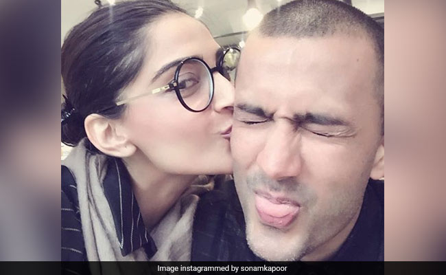 On Sonam Kapoor And Anand Ahuja's Wedding Anniversary, The First Ever Pic They Clicked