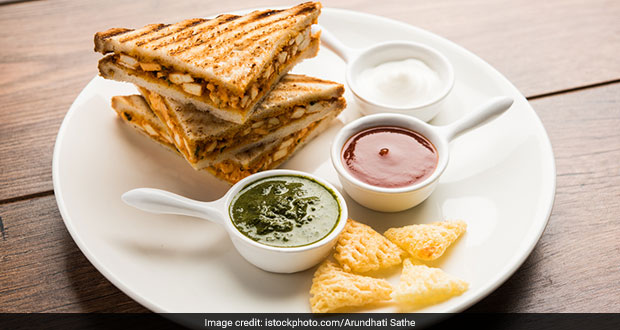 Move Over Regular Sandwich, Try This Crispy Bombay Toasty For Breakfast Instead