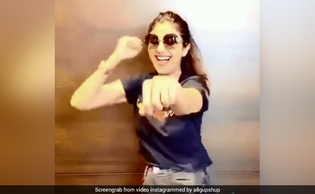शिल्पा शेट्टी ने 'गोरे-गोरे मुखड़े' सॉन्ग पर लगाए जबरदस्त ठुमके, इंटरनेट पर वायरल हुआ धमाकेदार Video