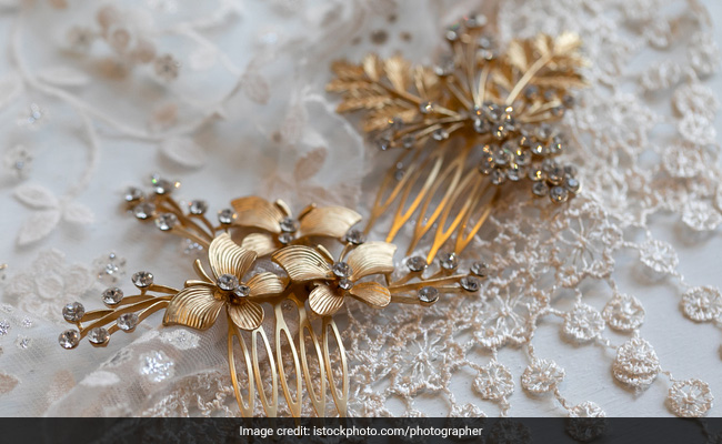 8 Interesting Facts About Chikankari, The Traditional Craft From Lucknow