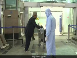 270 UK Nationals Leave On Special Flight From Amritsar Amid Lockdown 270 UK Nationals Leave On Special Flight From Amritsar Amid Lockdown