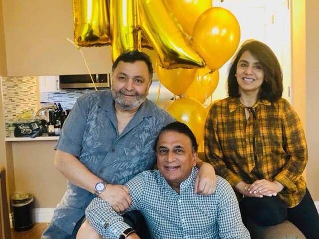 ..When Sunil Gavaskar protested with Rishi Kapoor in London for this cause, Sunny reveals ..When Sunil Gavaskar protested with Rishi Kapoor in London for this cause, Sunny reveals