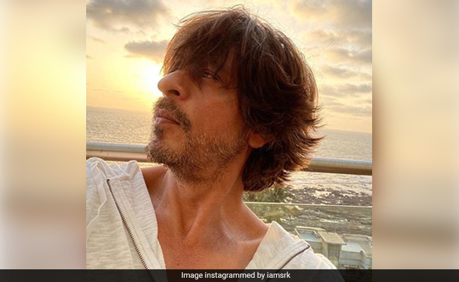 शाहरुख खान राजकुमार हिरानी के साथ अपने अगले प्रोजेक्ट में आएंगे नजर, इस मुद्दे पर बनेगी फिल्म