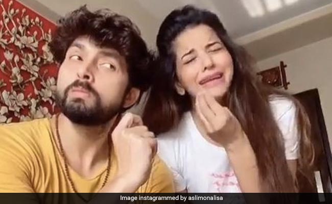 मोनालिसा फिल्म देखने के लिए लगी फूट-फूटकर रोने तो पति से पीएम मोदी की आवाज में यूं मिला जवाब- देखें Video