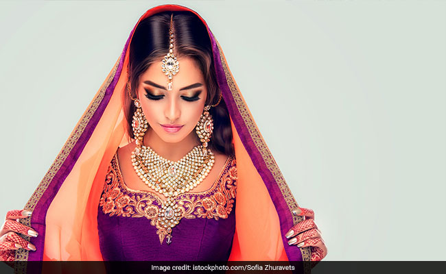 Elegant Ethnic Wear To Pick For A Fabulous Function