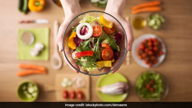 Skincare: Eating healthy food ensures a clearer skin