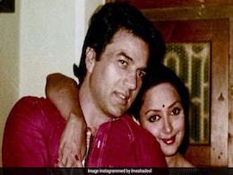 On Hema Malini And Dharmendra's Wedding Anniversary, Daughter Esha Shares Priceless Pic On Hema Malini And Dharmendra's Wedding Anniversary, Daughter Esha Shares Priceless Pic