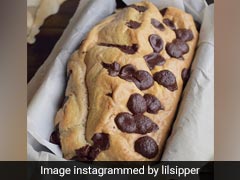 This 4-Ingredient Flourless Cookie Dough Bread Is Taking Social Media By Storm This 4-Ingredient Flourless Cookie Dough Bread Is Taking Social Media By Storm