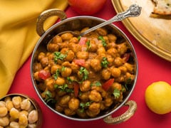 Delicious Amritsari Chhole Recipe By Dhaba Restaurant Will Make A Stellar Addition To Your Regular Meal Delicious Amritsari Chhole Recipe By Dhaba Restaurant Will Make A Stellar Addition To Your Regular Meal
