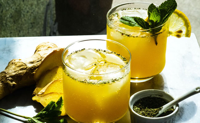 12 Immunity Boosting Superfoods And Spices That Are Backed By Science