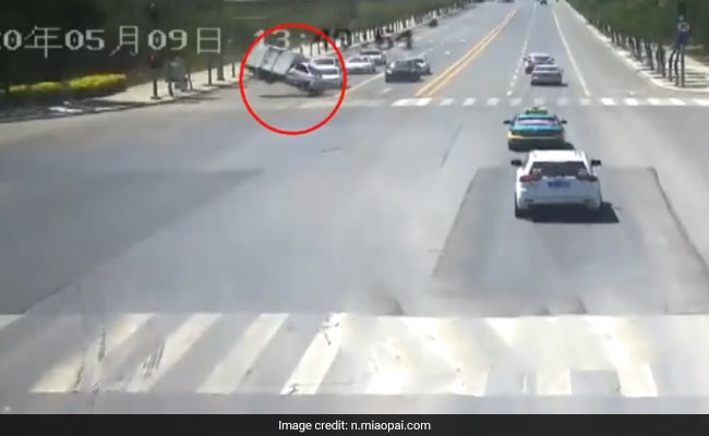 Video: Strong Winds Lift Truck Off The Ground In Bizarre Incident