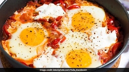Breakfast Special: Desi-Style Masala Poached Eggs In 5 Minutes (Recipe Inside)