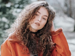 Hair Curls With Earbud: बिना किसी हीट और ब्लो ड्राई के छोटी सी इयरबड्स से करें बालों को कर्ली, इंस्टाग्राम पर वायरल हो रह हैक Hair Curls With Earbud: बिना किसी हीट और ब्लो ड्राई के छोटी सी इयरबड्स से करें बालों को कर्ली, इंस्टाग्राम पर वायरल हो रह हैक