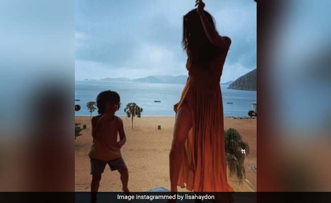 Lisa Haydon Dancing With Tiny Son Zack Is The Cutest Thing You Will See Today