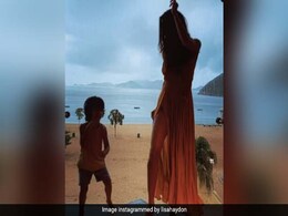 Lisa Haydon Dancing With Tiny Son Zack Is The Cutest Thing You Will See Today Lisa Haydon Dancing With Tiny Son Zack Is The Cutest Thing You Will See Today