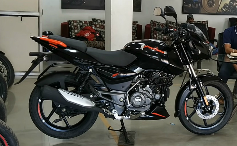 Updated Bajaj Pulsar 125 With Split Seat Spotted
