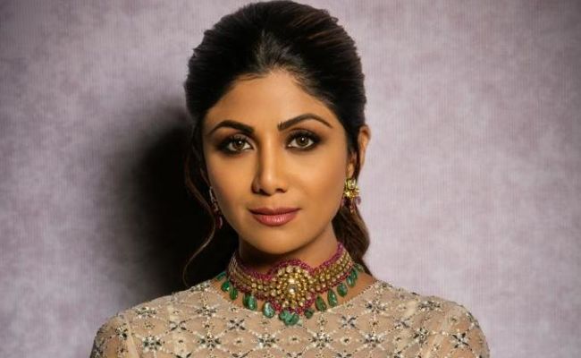 How Polki Jewellery Makes A Chic Case For Raw, Uncut Diamonds