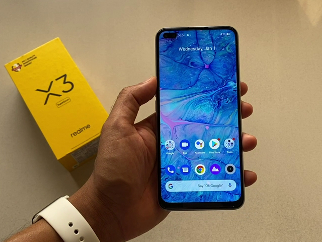 Realme X3 SuperZoom Unboxing: New Mid-Range King? | Realme X3 SuperZoom Price in India Rs. 27,999