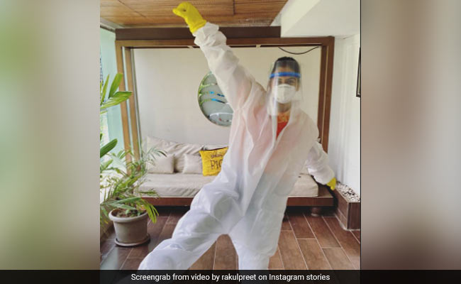 Rakul Preet Is Going On "Mission Flight" - See Her Airport Look