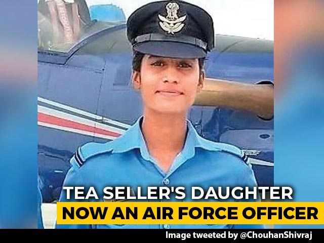 Anchal Gangwal, Tea Seller's Daughter, Becomes Indian Air Force Pilot
