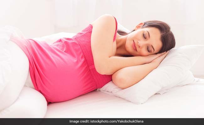 The Best Sleeping Positions During Pregnancy To Help Reduce Discomfort