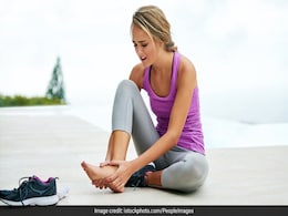 Feet Sensation Causes: ये है पैरों के तलवों में दर्द और जलन होने का मुख्य कारण, इन टेस्ट को कराकर लगाएं पता Feet Sensation Causes: ये है पैरों के तलवों में दर्द और जलन होने का मुख्य कारण, इन टेस्ट को कराकर लगाएं पता
