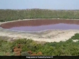 50 हजार साल पहले उल्कापिंड गिरने से यहां बनी थी झील, रातोंरात झील का पानी हो गया गुलाबी, वैज्ञानिक हैरान 50 हजार साल पहले उल्कापिंड गिरने से यहां बनी थी झील, रातोंरात झील का पानी हो गया गुलाबी, वैज्ञानिक हैरान