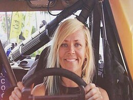 Race Car Driver Jessi Combs Posthumously Named Fastest Woman On Earth By Guinness World Records Race Car Driver Jessi Combs Posthumously Named Fastest Woman On Earth By Guinness World Records