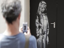 Banksy's Stolen Tribute To 2015 Paris Attack Victims Recovered In Italy Banksy's Stolen Tribute To 2015 Paris Attack Victims Recovered In Italy