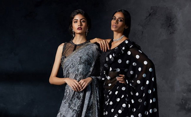 4 Stylishly Printed <i>Sarees</i> To Pick For A Formal Function