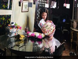 शख्स करता था पत्नी से इतना प्यार की मरने से पहले ही कर ली हर सरप्राइज की तैयारी और फिर... देखें Pics शख्स करता था पत्नी से इतना प्यार की मरने से पहले ही कर ली हर सरप्राइज की तैयारी और फिर... देखें Pics