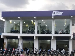 Bajaj Auto And HDFC Bank Partner To Offer Special Finance Options For Two-Wheeler Bajaj Auto And HDFC Bank Partner To Offer Special Finance Options For Two-Wheeler
