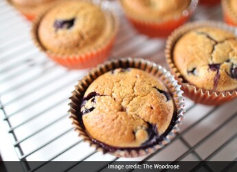 Watch: How To Make Bakery-Style Blueberry Muffin At Home Watch: How To Make Bakery-Style Blueberry Muffin At Home