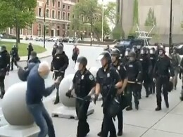 A Video Of US Cops Shoving Man, 75, To Ground Amid George Floyd Unrest A Video Of US Cops Shoving Man, 75, To Ground Amid George Floyd Unrest