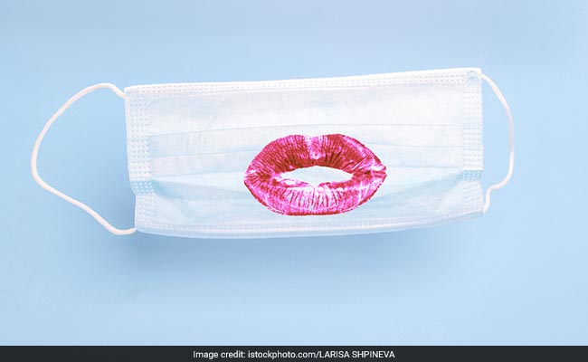 These Transfer-Proof Lipsticks Won't Come Off At All When You Wear A Mask