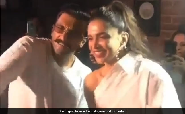 दीपिका और रणवीर ने हार्डी संधू के साथ 'क्या बात है' पर किया धमाकेदार डांस, Viral हो रहा है Video