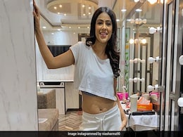 Naagin 4: जान हथेली पे लेकर दोबारा शूटिंग के लिए सेट पर पहुंचीं एक्ट्रेस निया शर्मा, देखें Photos Naagin 4: जान हथेली पे लेकर दोबारा शूटिंग के लिए सेट पर पहुंचीं एक्ट्रेस निया शर्मा, देखें Photos