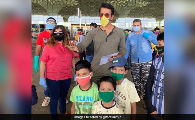 उत्तराखंड के 173 प्रवासी श्रमिकों को घर भेजने पर आया रिएक्शन, तो सोनू सूद बोले- चलो अब वहीं भी कांडाली का साग...