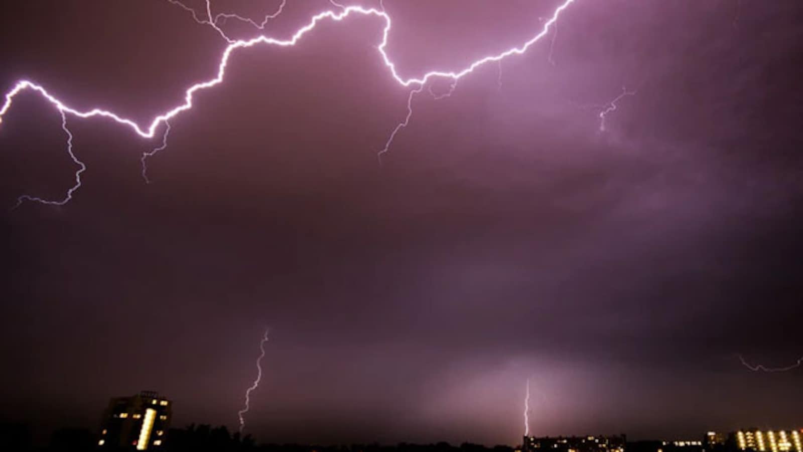 Nine People Killed by Lightning Strikes in Three Bihar Districts