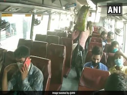 Unlock1: लखनऊ के कैसरबाग स्टेशन से बसें हुई रवाना, यूपी में सरकारी ऑफिसों में अब तीन शिफ्टें Unlock1: लखनऊ के कैसरबाग स्टेशन से बसें हुई रवाना, यूपी में सरकारी ऑफिसों में अब तीन शिफ्टें