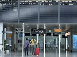 Canada Bans Travel From 3 African Countries Over 'Omicron' Variant Scare Canada Bans Travel From 3 African Countries Over 'Omicron' Variant Scare